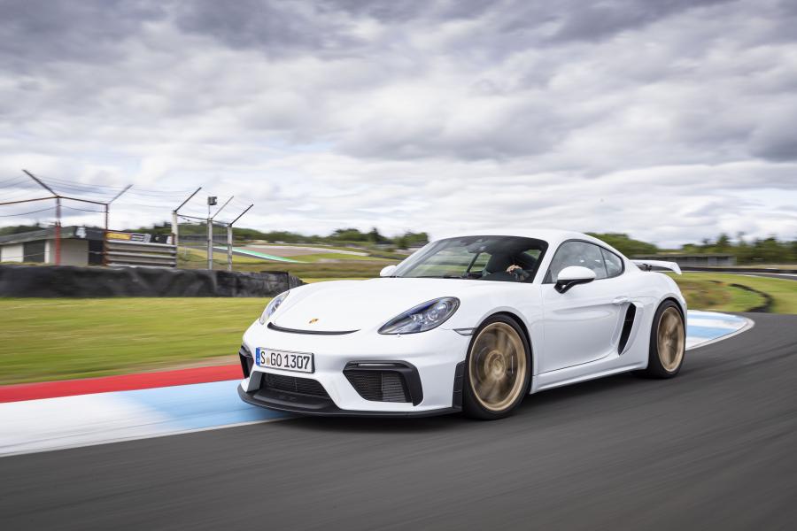  Porsche 718 Cayman GT4 (982C) 2019 года  (WW) (фото 100 из 190)